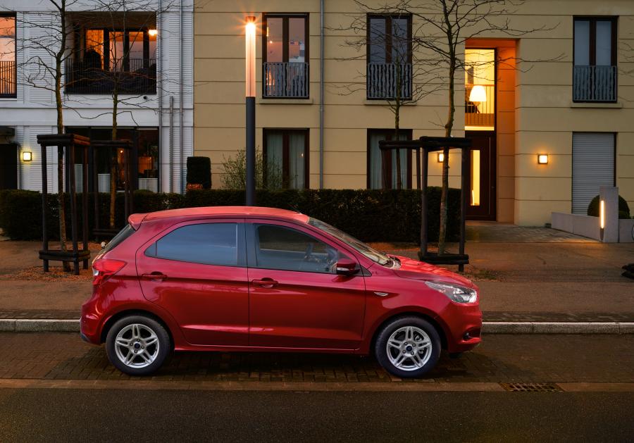  Ford Ka+ 2016 года  (EU) (фото 17 из 40)